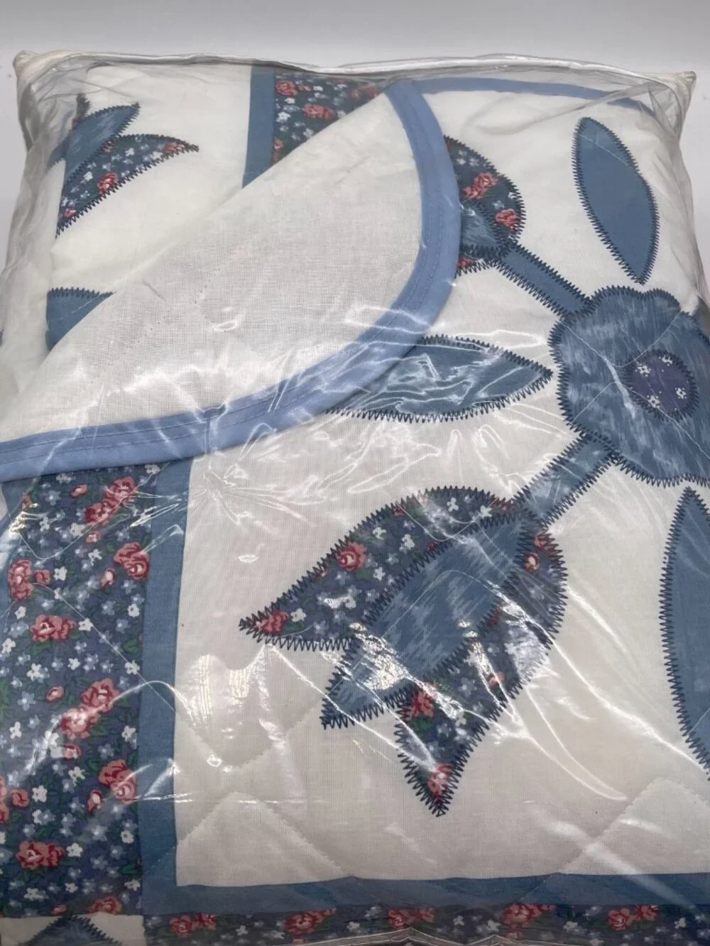 Ashley Taylor Heirloom Twin Quilt 62